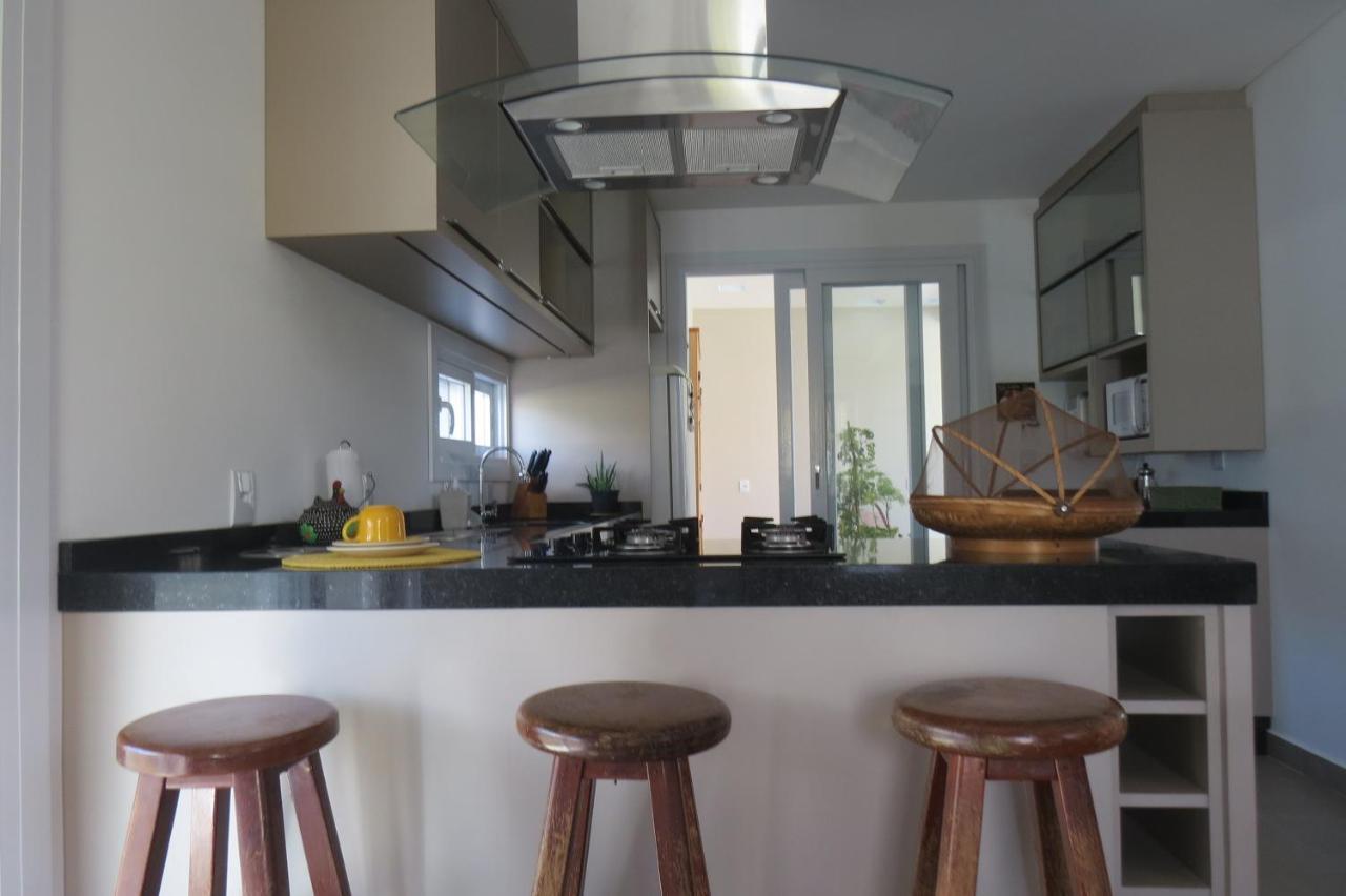 Casa Nova Confortavel E Aconchegante Гаропаба Экстерьер фото